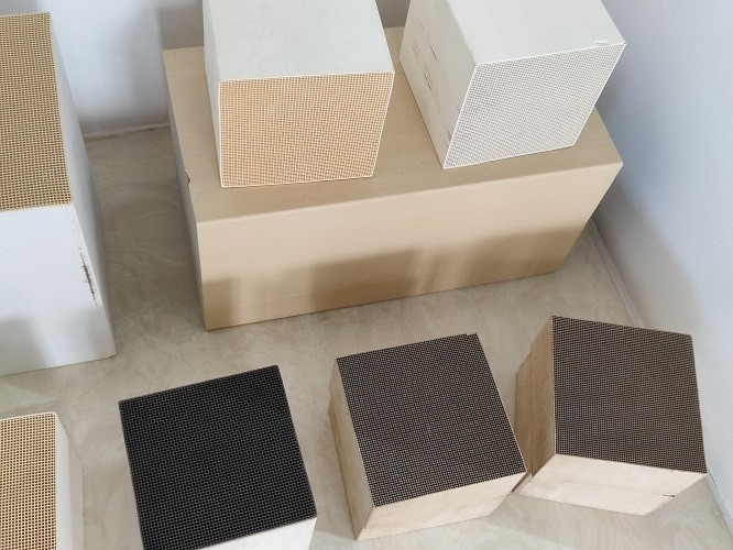 Rare Earth Honeycomb Volatile Organic Compounds Catalyst ZVMC Type